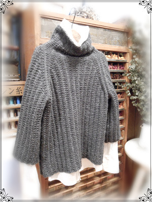 20121216sweatersakura.jpg